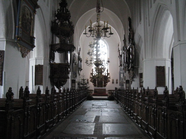 Sankt Nicolai Kirken - Klik for STORT